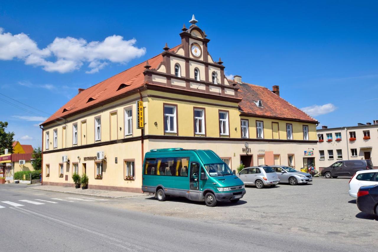 Hotel Stary Ratusz Kostomloty Dış mekan fotoğraf